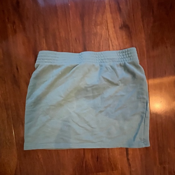 TNA skirt - Picture 2 of 3